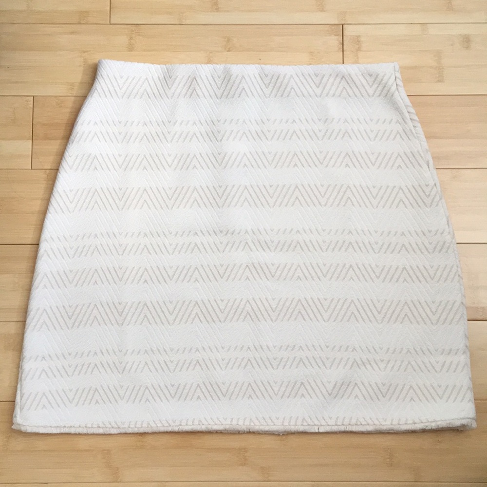LOFT Chevron ivory skirt